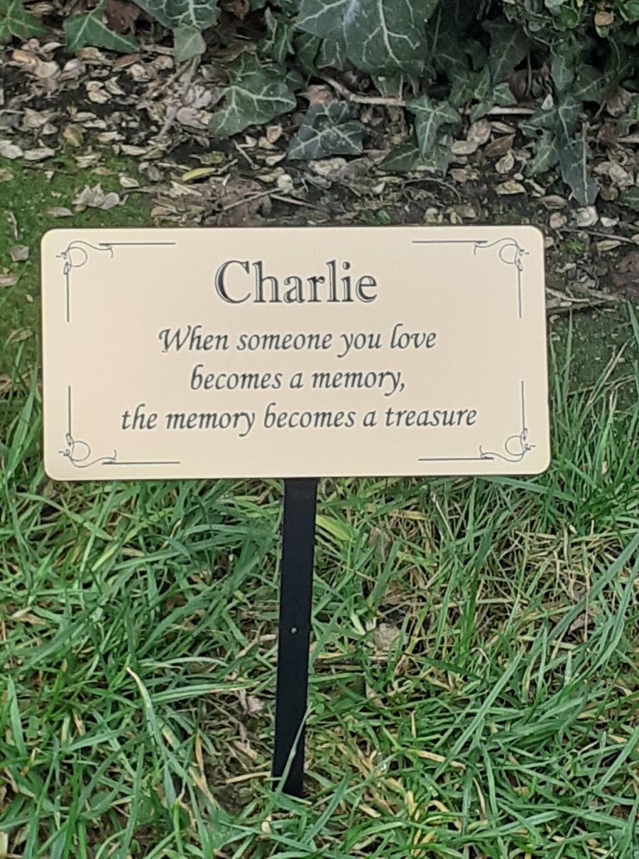 Personalised memorial Garden Plaque Cemetery marker Remembrance tree plaque