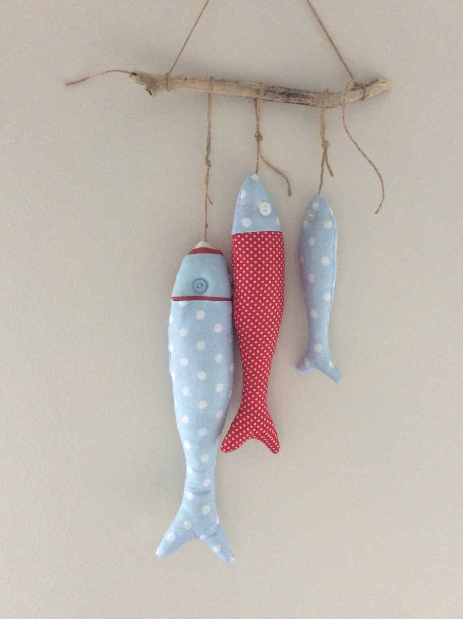 Set of 3 fabric fish on driftwood hanger