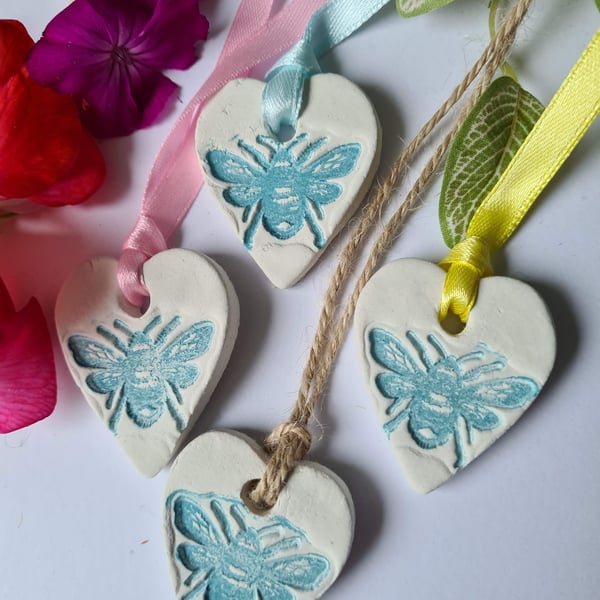 2 clay bee gift tags decorations choice of string or ribbon