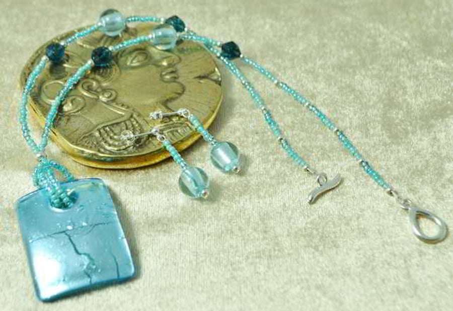 Quartz & Electric Blue Murano Glass Necklace Set
