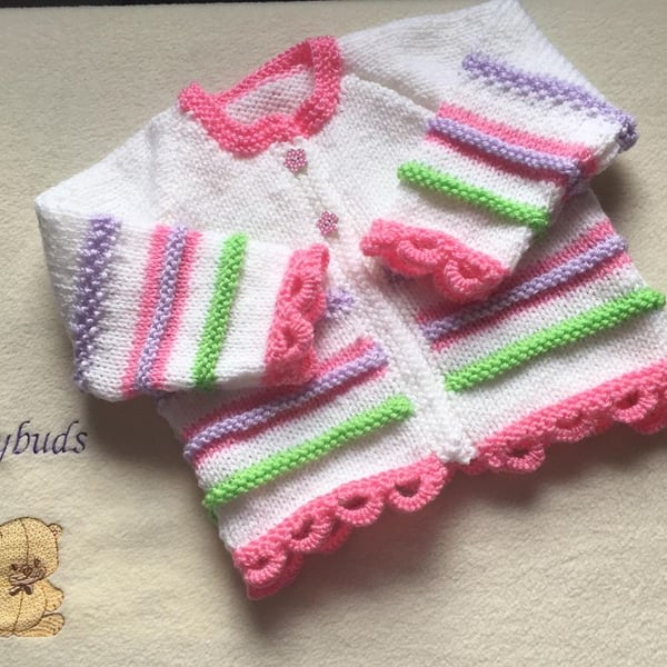 Baby girl cardigan. Hand knitted baby cardigan. Baby jacket. Baby Gifts. 0-3 m