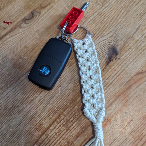 Macrame keyring