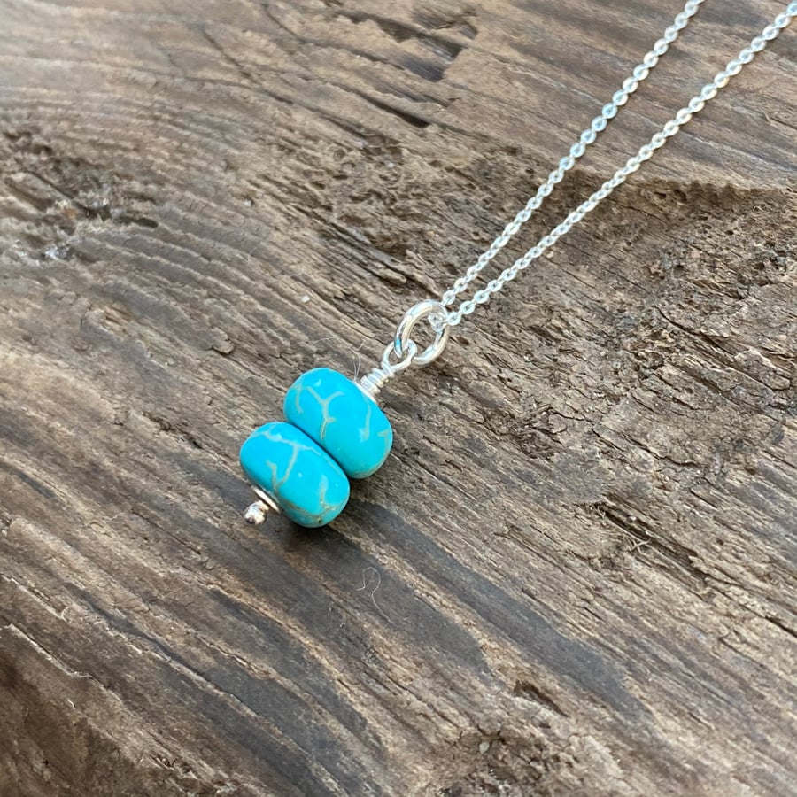 Turquoise & Sterling Silver Necklace. Beaded Pendant. 