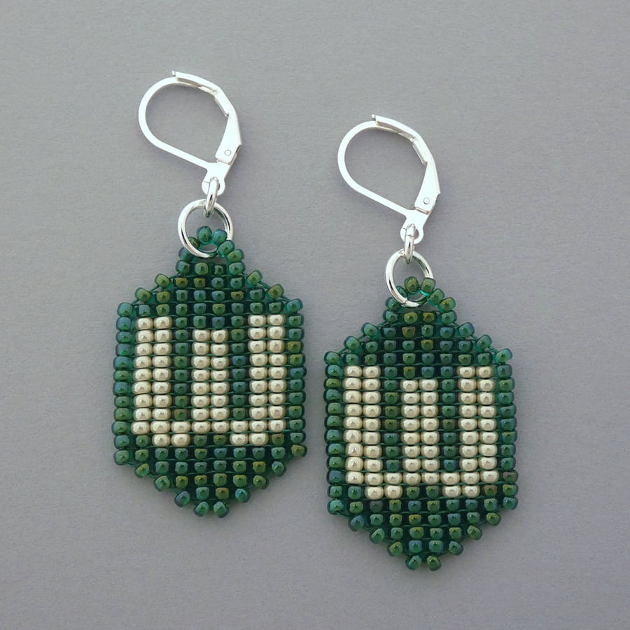 Letter W glass beaded earrings with silver plated leverback hinged ear wires.   
