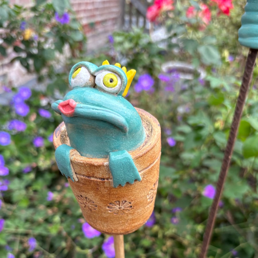 Frog Prince cane topper