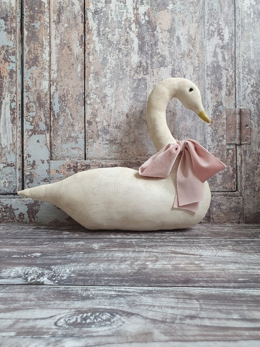 Primitive Snow Goose