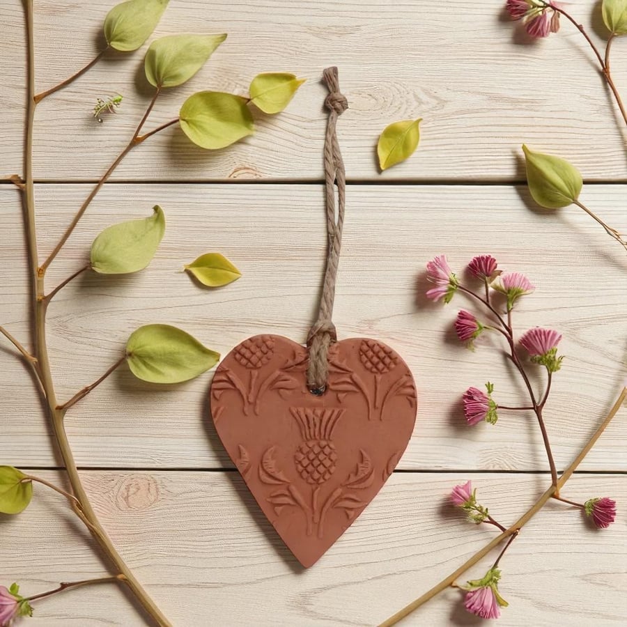 Scottish Thistle Heart Terracotta Hanging Aromatherapy Diffuser
