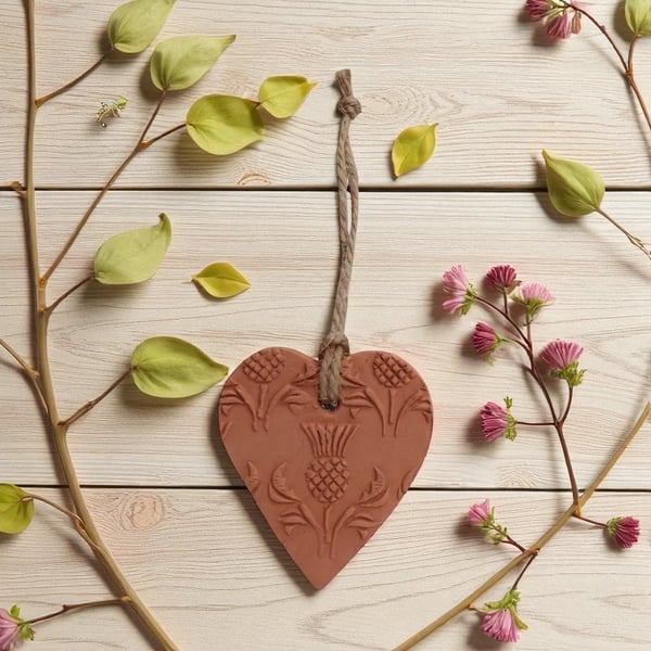 Scottish Thistle Heart Terracotta Hanging Aromatherapy Diffuser