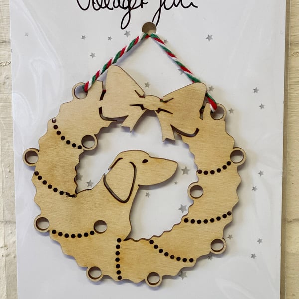 Dachshund Short Haired - Wooden Wreath Bauble