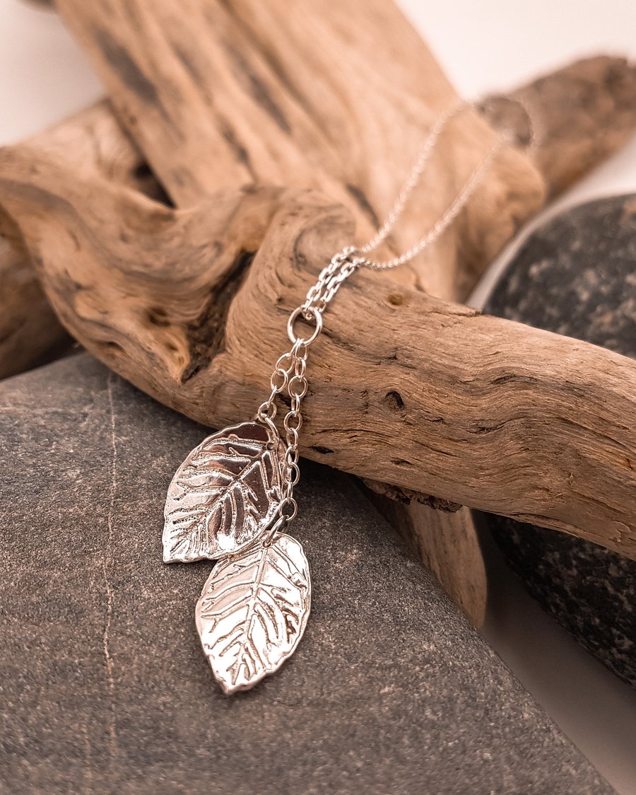  Fine silver leaves pendant on a sterling silver chain