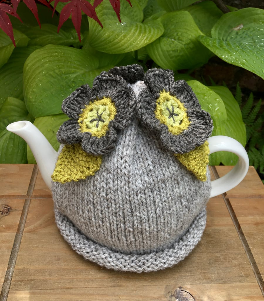 Crochet Flower Tea Cosy, Taupe and Pistachio Flower Tea Cozy