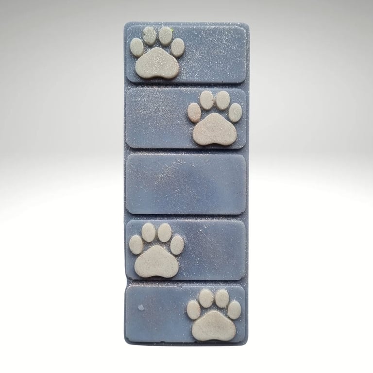 Highly Scented Soy Wax Melt Bar Dog Pawsome Design Fresh Linen Fragrance Gift