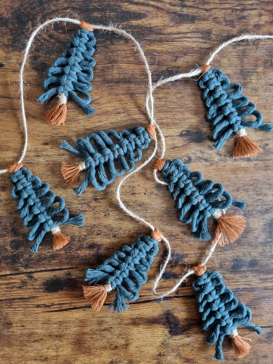 Macrame Christmas Tree Garland