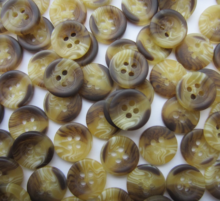 100 Small Brown and Cream Mottled Buttons - 12 mm