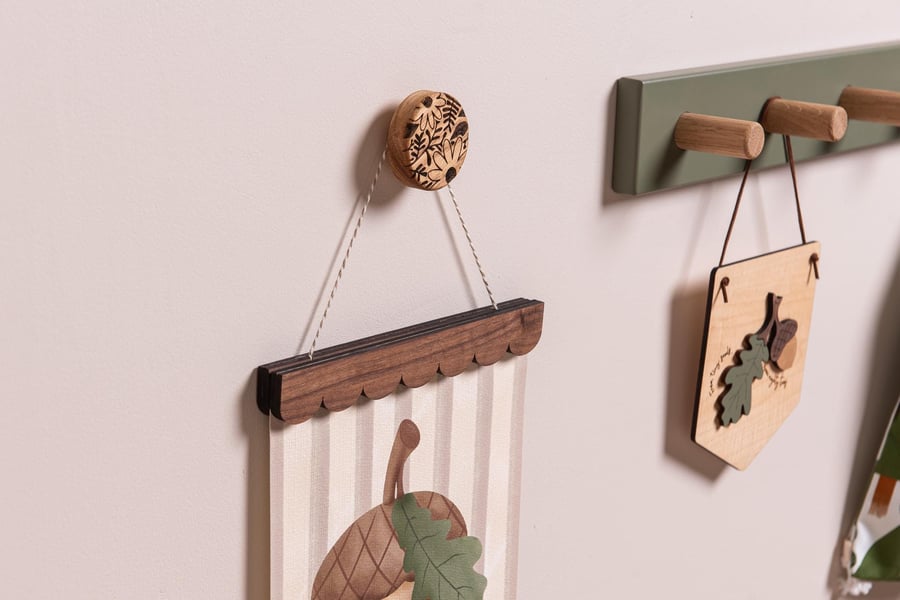 Round Oak Wall Hook - Bloom, Print Hook, Print Art Wall Display Hook, Solid Oak 