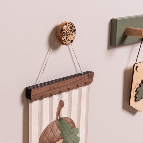 Round Oak Wall Hook - Bloom, Print Hook, Print Art Wall Display Hook, Solid Oak 