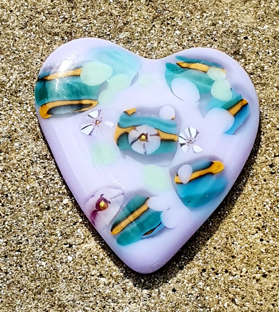 ‘Hearts to Hold’ Fused Glass Heart