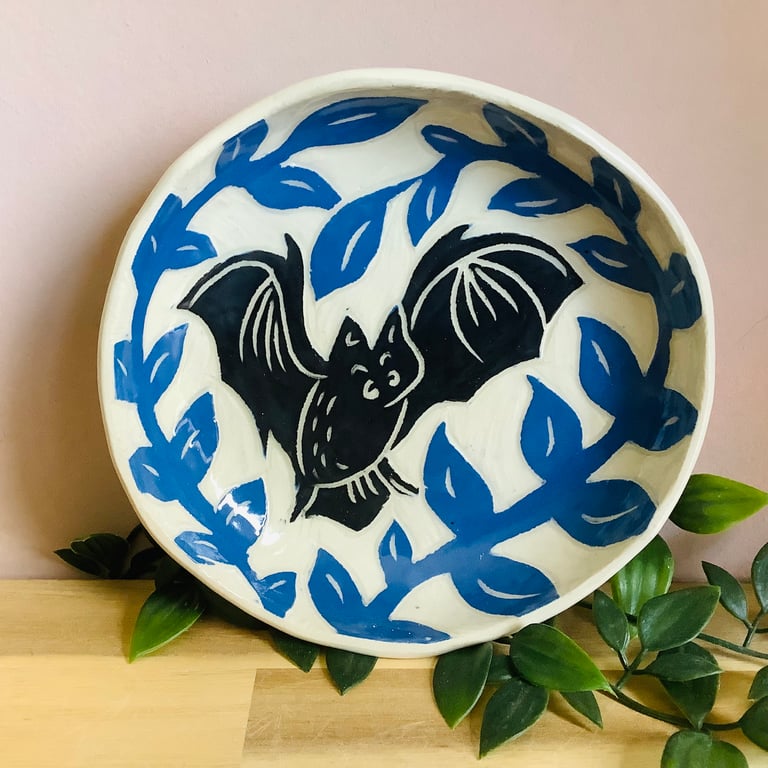 Handmade stoneware sgraffito bat dessert bowl