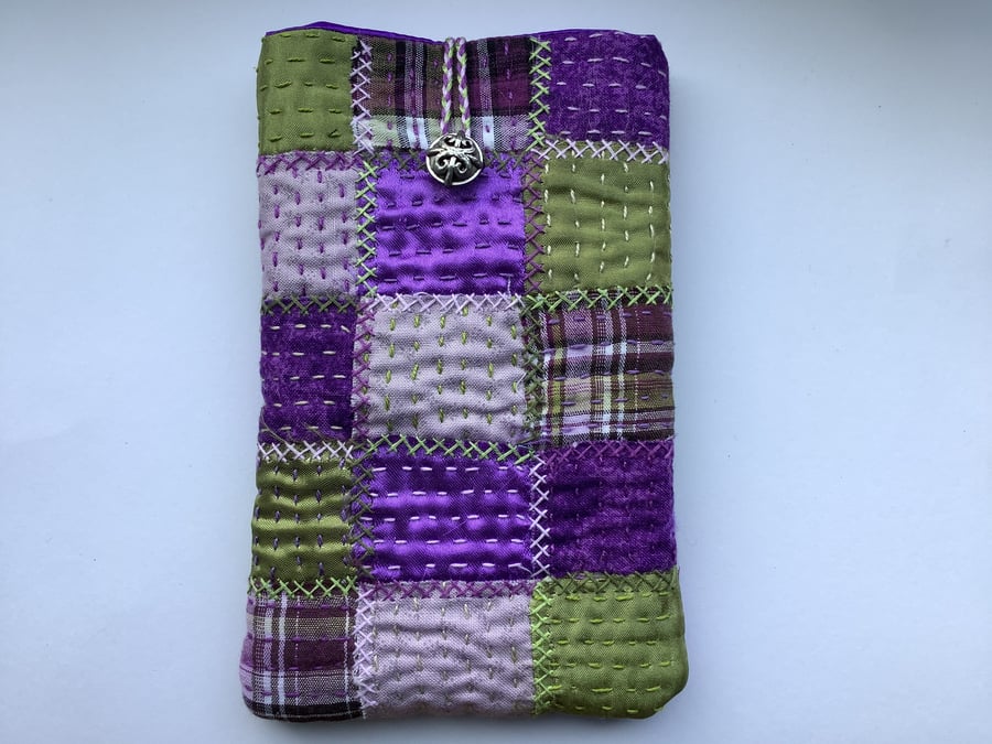 Mobile phone or glasses case padded quilted purple green mauve patchwork