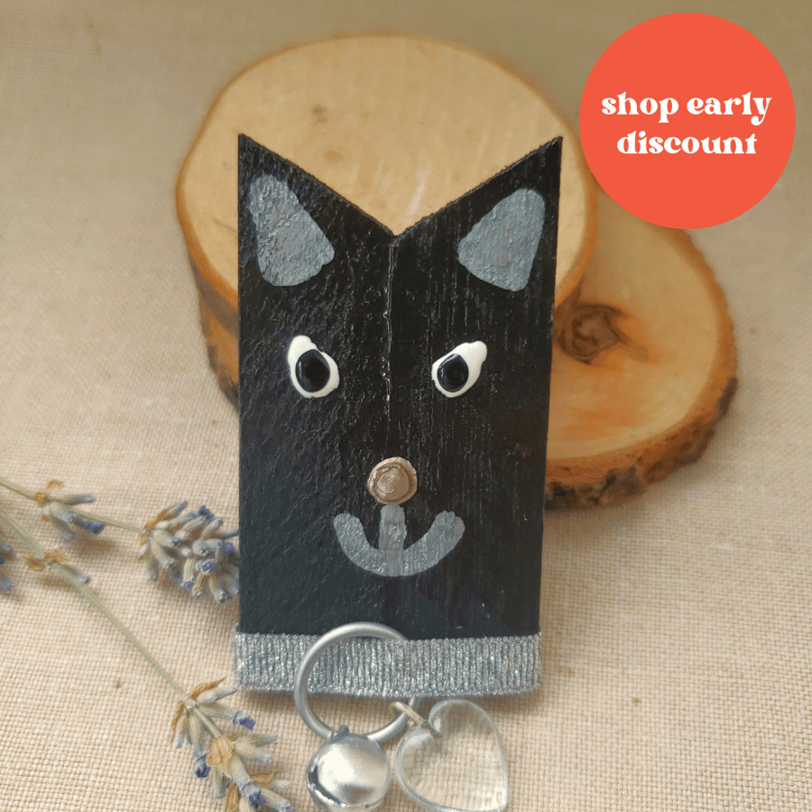 Crazy cat recycled brooch large