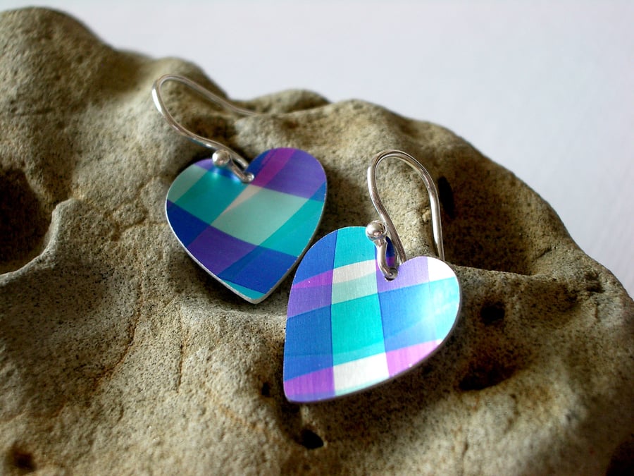 Heart earrings in turquoise and purple 
