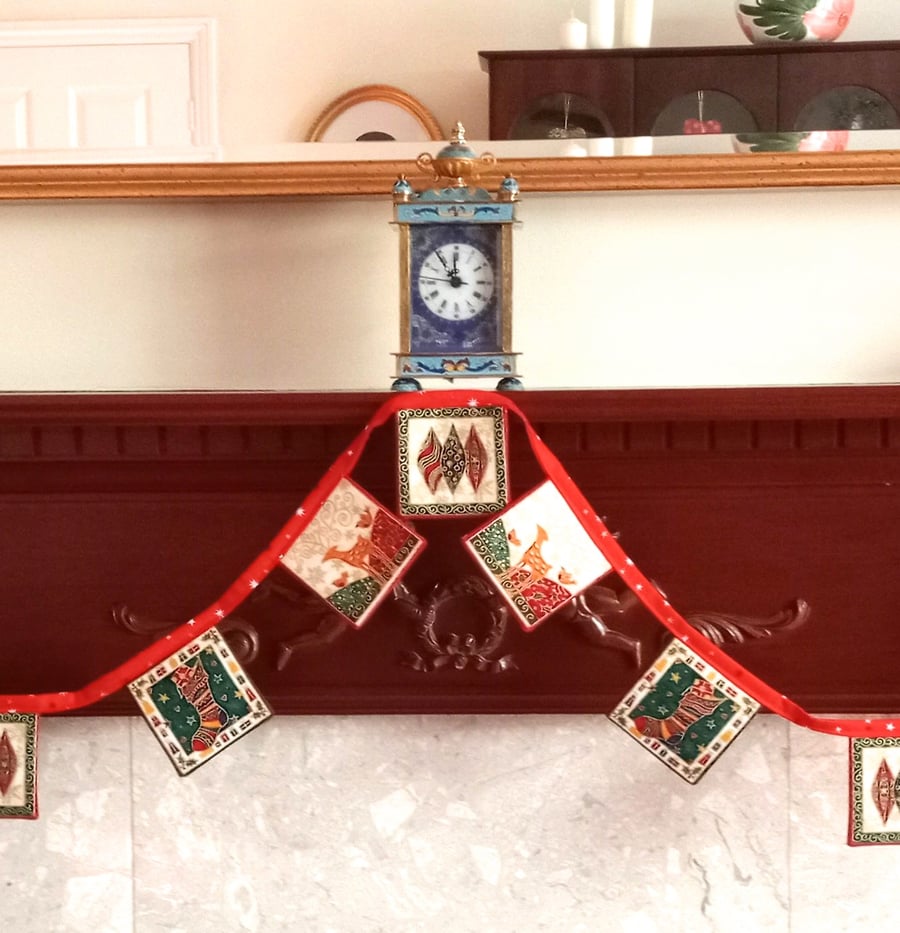 Christmas Bunting NO POSTAGE 392L