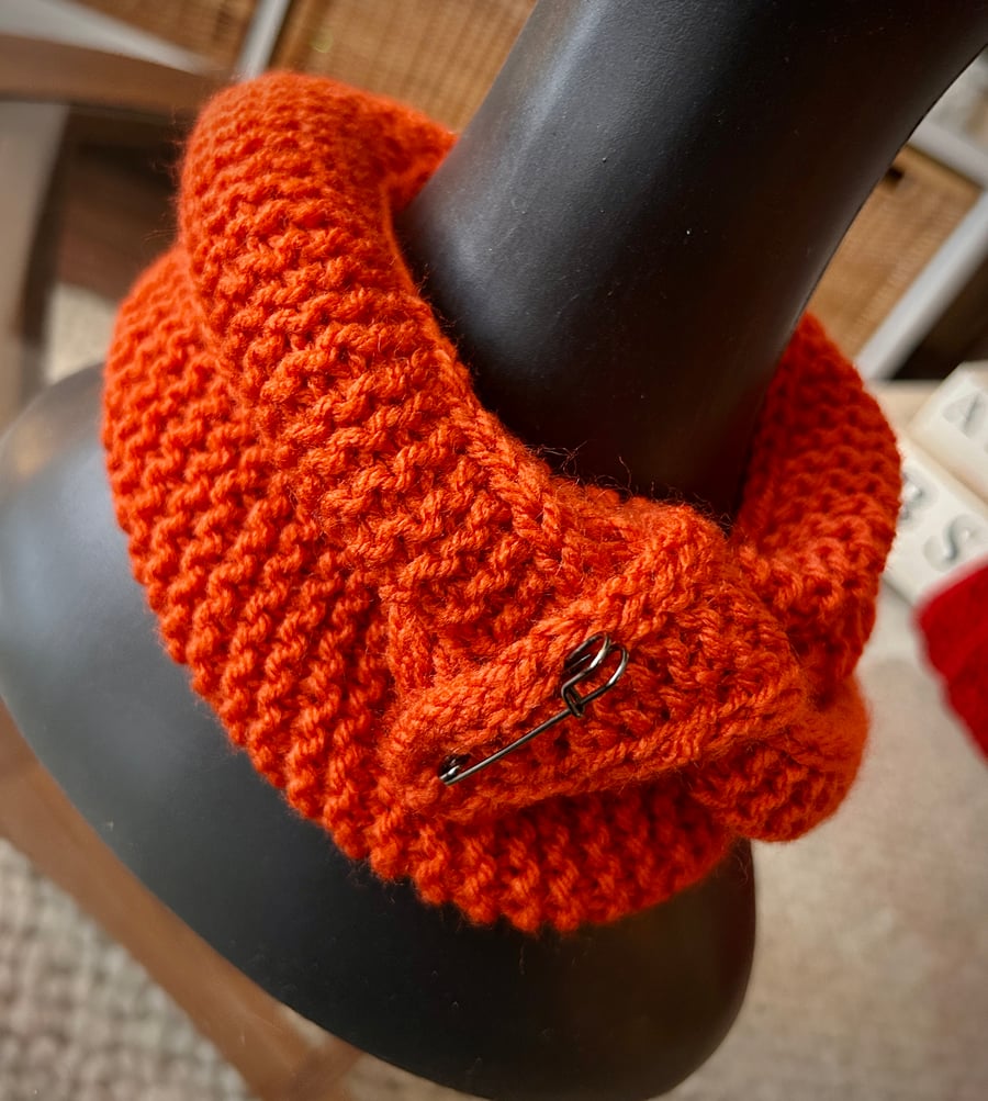 Hand Knitted 25% Wool Sophie Scarf with Kilt Pin