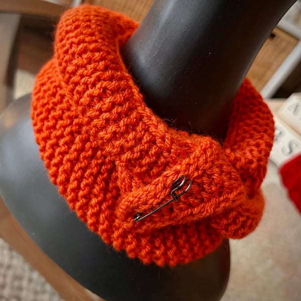 Hand Knitted 25% Wool Sophie Scarf with Kilt Pin