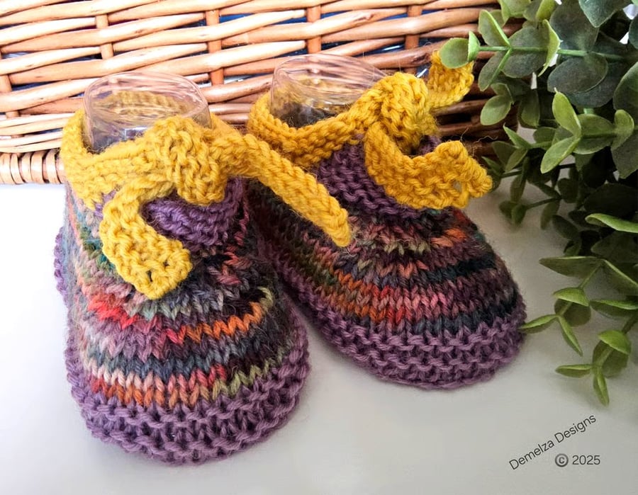 Designer Hand Dyed Pure Merino Wool Baby Booties  3-6 months