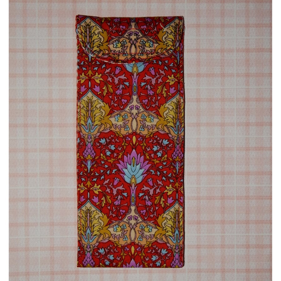 Glasses case - Red traditional print
