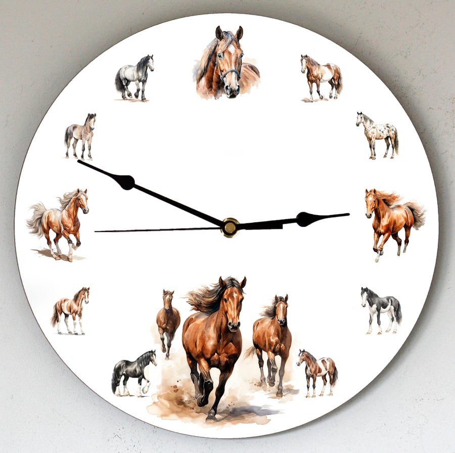 Horses large (28cm dia) wall clock sent Post Free
