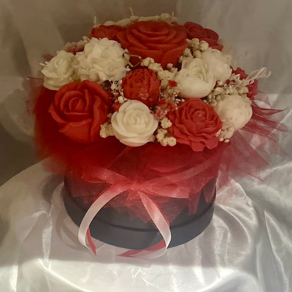 Wax melts bouquet perfect as a gift for any occasion 