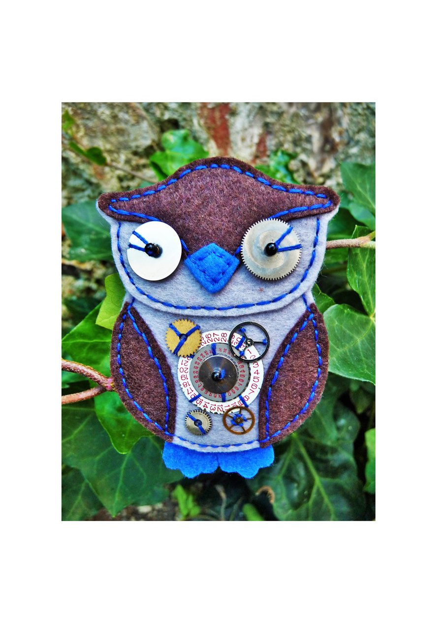 Steampunk Inspired Owl Design Handmade Felt Brooch