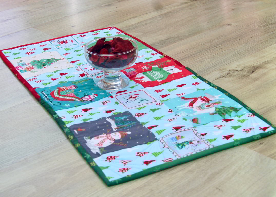 Festive Table Runner
