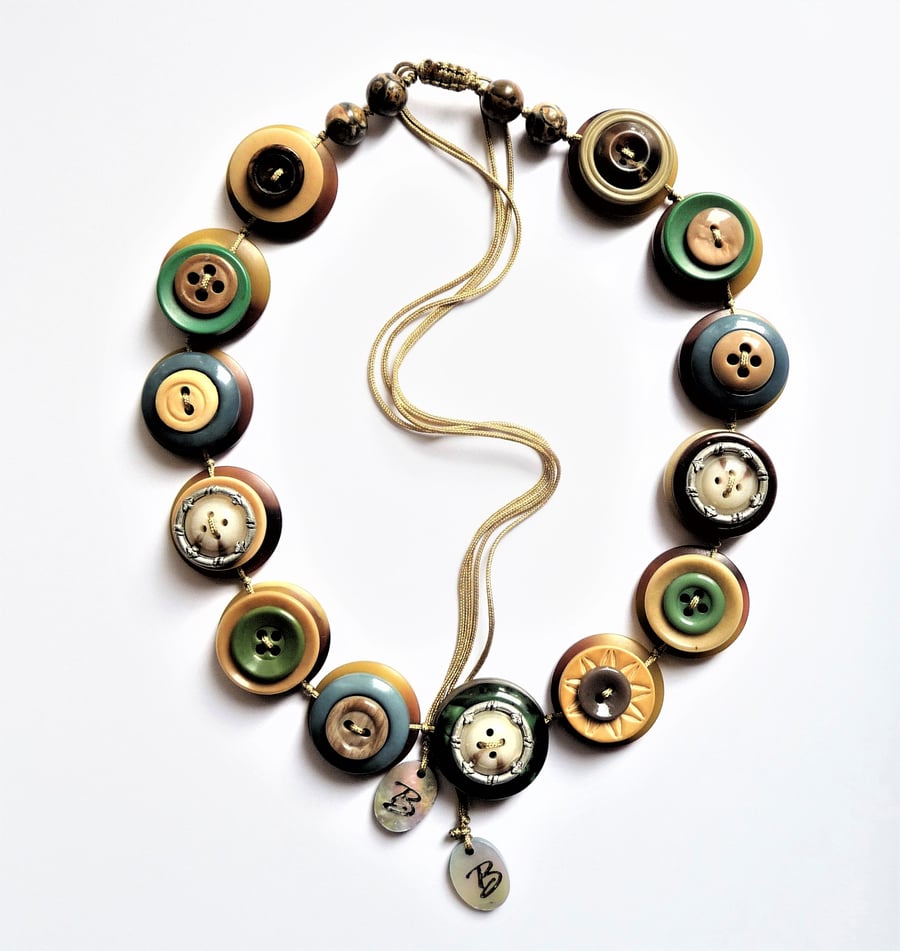 WAS 17.00 ,NOW 15.00 SAFARI - VINTAGE BUTTONS Handmade Necklace - one off design
