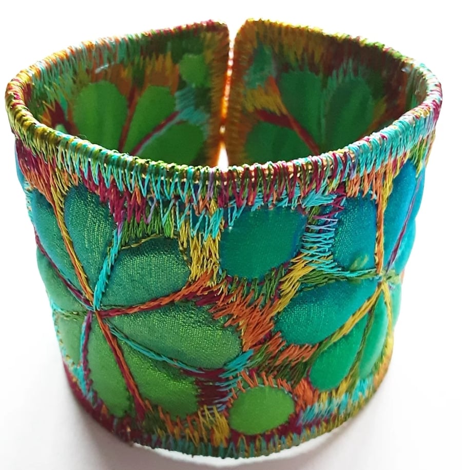 Textile - Cuff - Fabric Bracelet with Free Machine Embroidery 