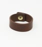 Plain leather wristband - brown