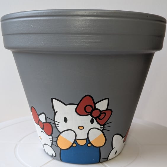 Hello Kitty 16cm Terracotta Pot 