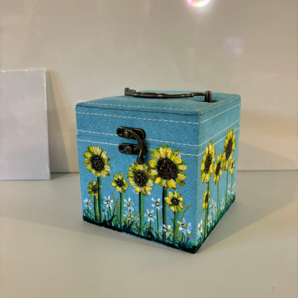 Sunflower jewellery box