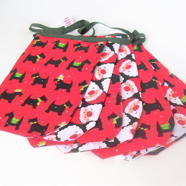 Christmas Santas and Scottie Dogs Garland for the Festive Season decoration