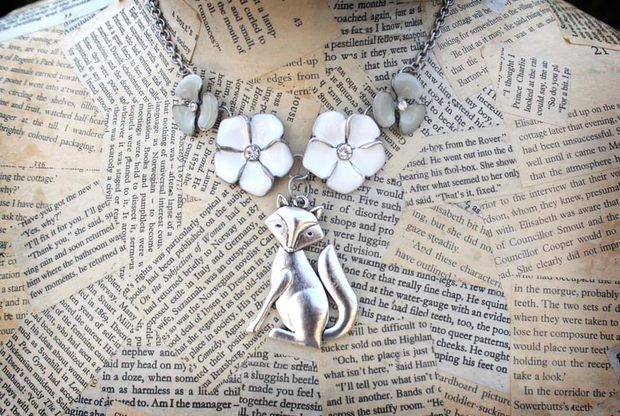 Silver Tone Fox Charm Flower Charm Statement Necklace