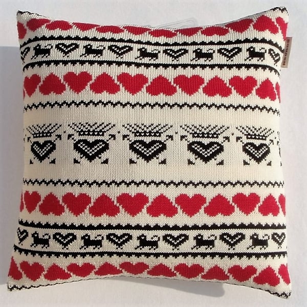 Folklore cushion