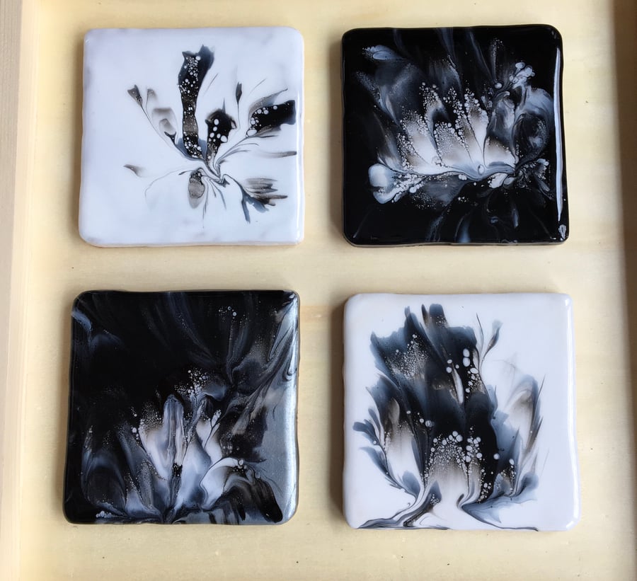 SALE. White, black, silver, abstract flower coasters, set of 4, acrylic, resin  