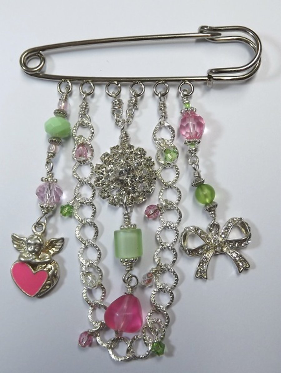 Kilt Pin Brooch (Spring cherub)