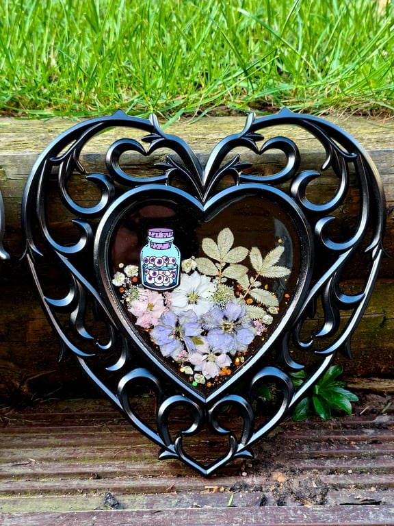 Gothic Heart Wall Art Frame Emo Alternative Home Decor Spooky Witch Floral 