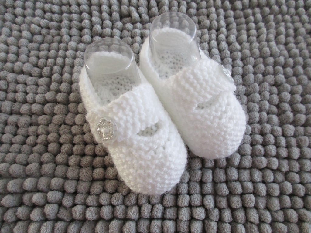 Cross Bar Baby Shoes 0-3months