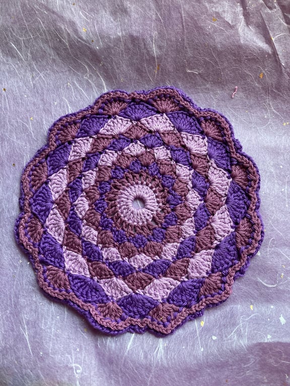 Decorative and pretty crochet mandala
