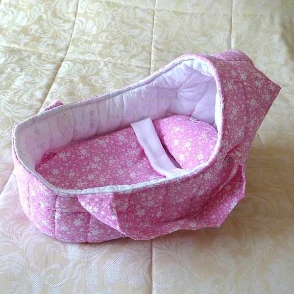 Doll's Carrycot with daisy design suitable for 14 inch dolls