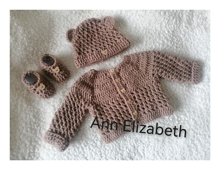 Baby bear newborn cardigan, hat and bootees. Baby gift, coming home outfit