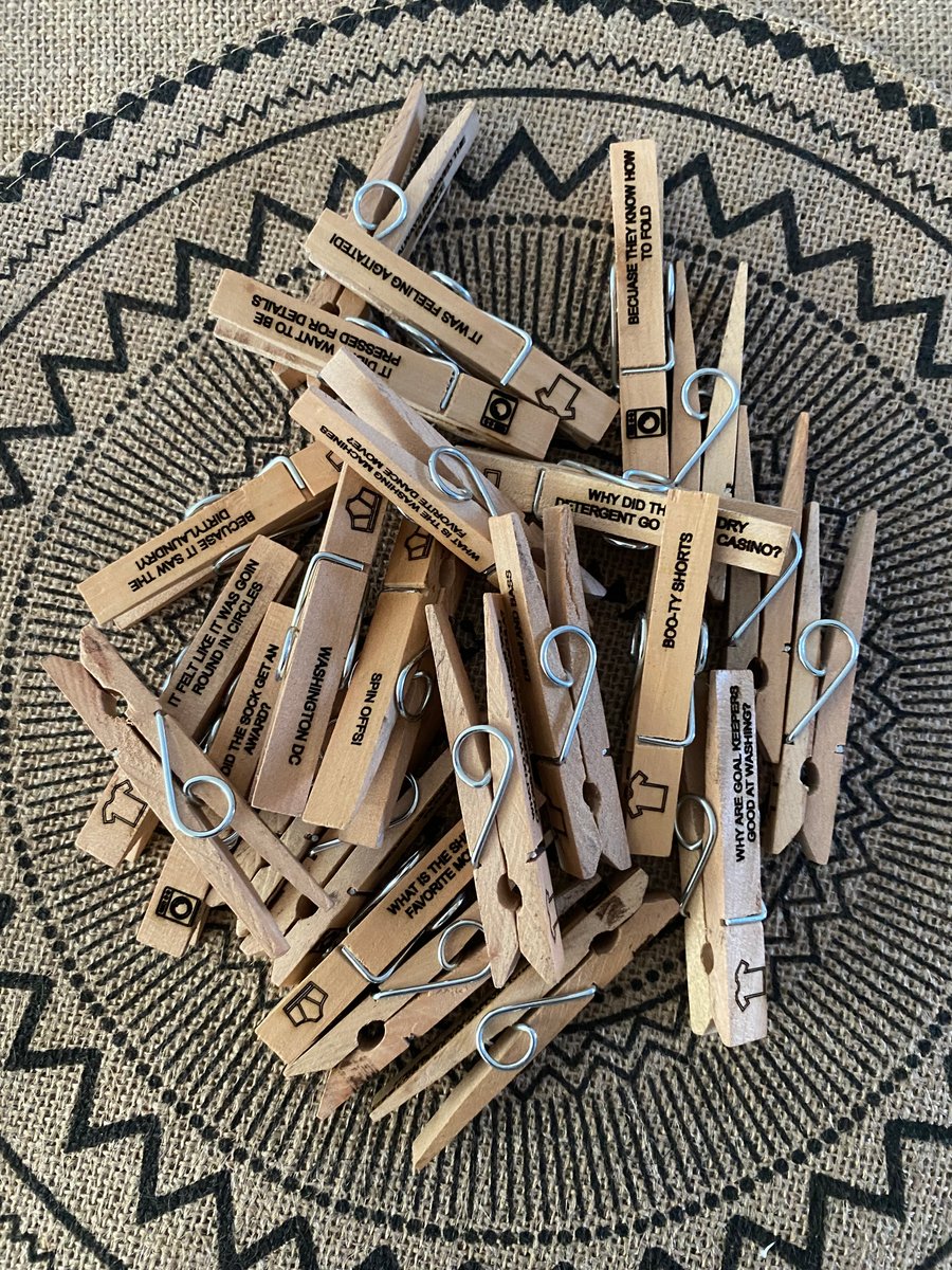 24 x Funny Laundry Joke Pegs Valentines